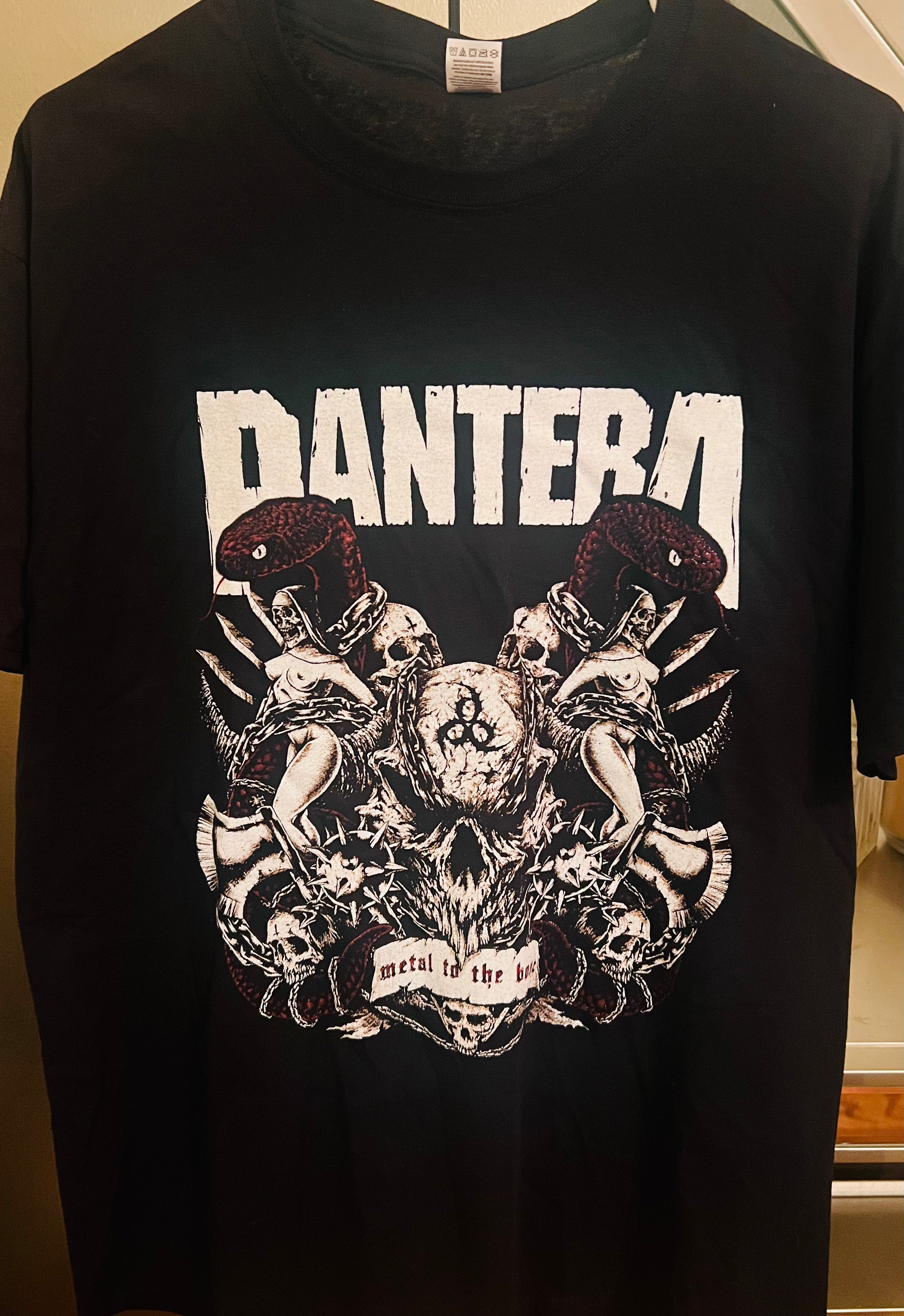 PANTERA UNISEX GRAPHIC TEE