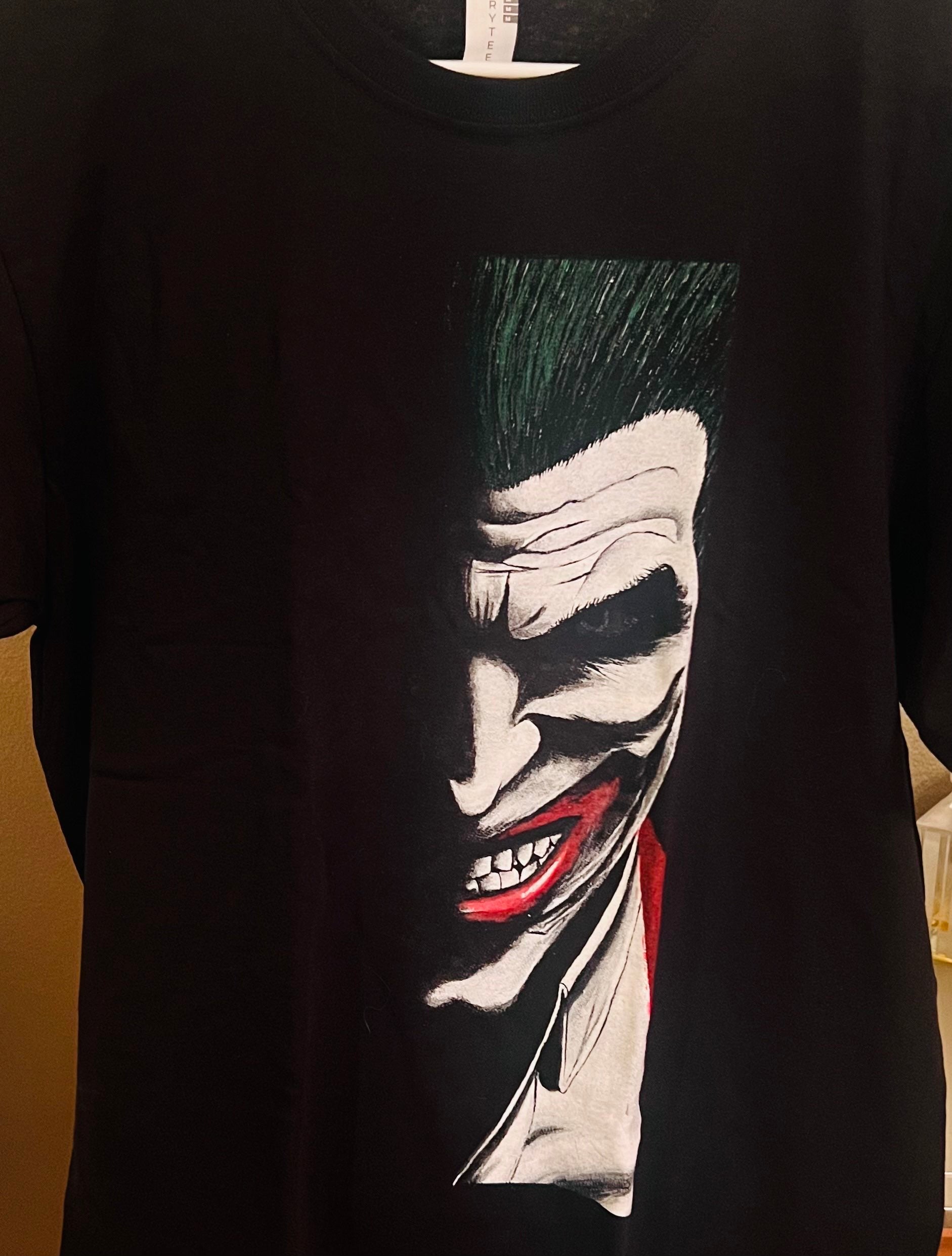 THE JOKER UNISEX GRAPHIC TEE
