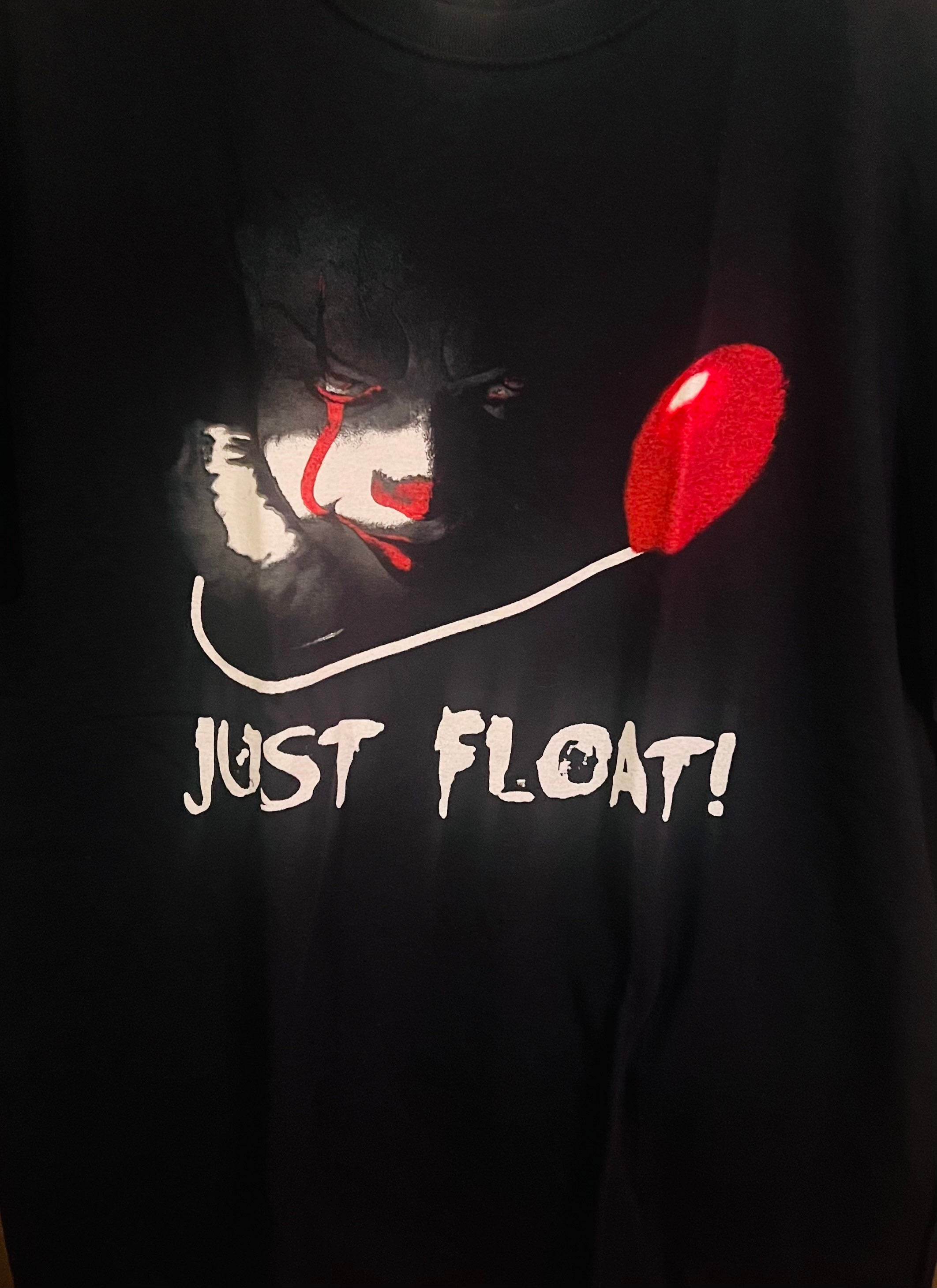 IT FLOAT UNISEX GRAPHIC TEE