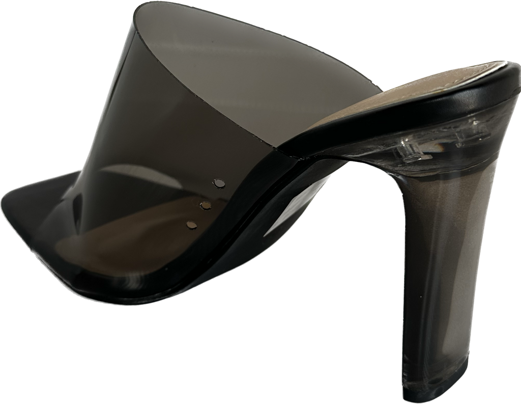 Made You Look Heel Black